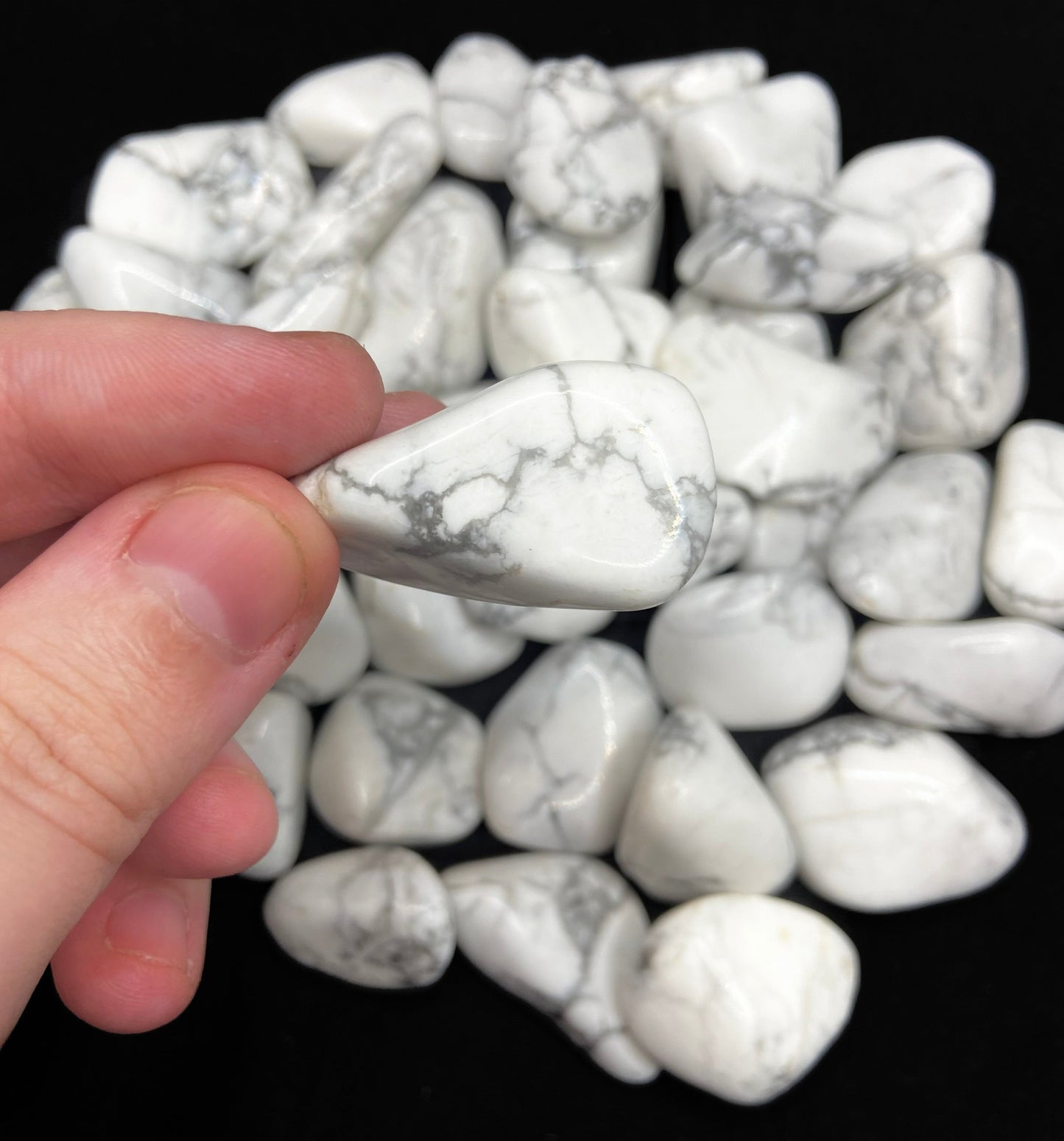 Howlite Tumblestone