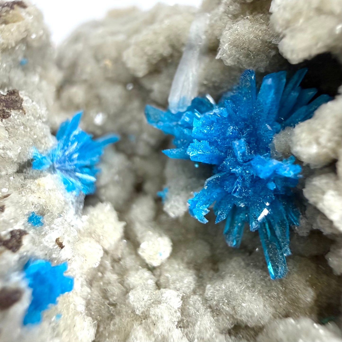 Pentagonite